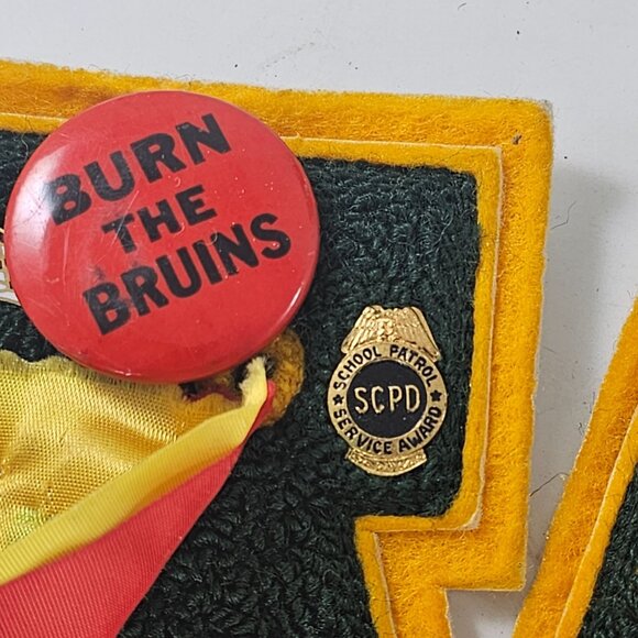 Vintage Warriors Spirit Memorabilia Lot Buttons Ribbons Pennant Mug & Tassel - Picture 9 of 13